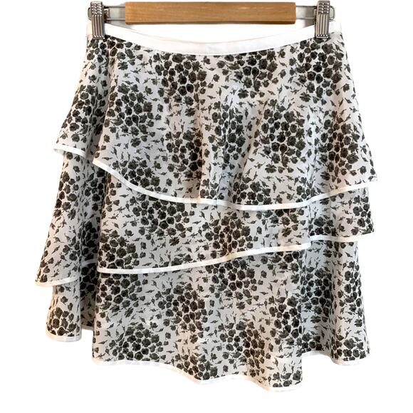 Club Monaco Dresses & Skirts - Club Monaco White and Black Floral Tiered Ruffle Skirt